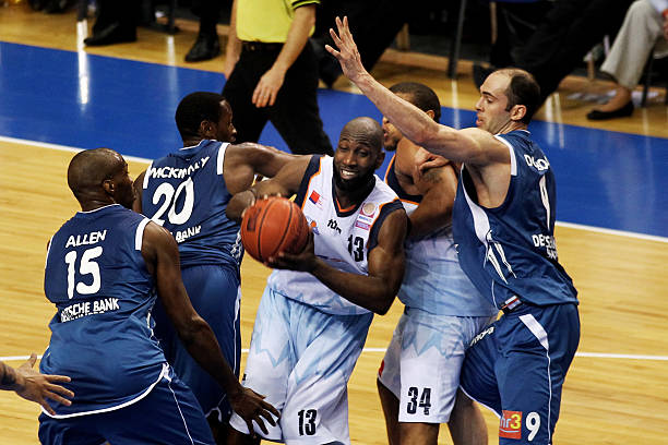 超的某个关 超的某个关