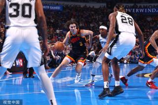 对青少年足 对青少年足